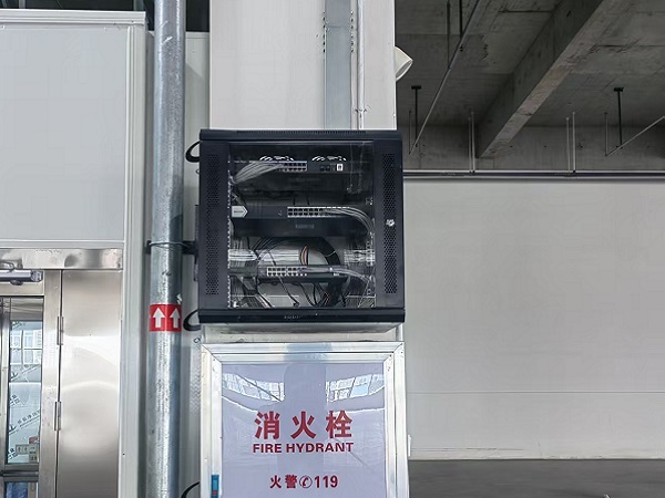 工業(yè)區(qū)工業(yè)園廠(chǎng)房區(qū)小范圍監(jiān)控安裝效果